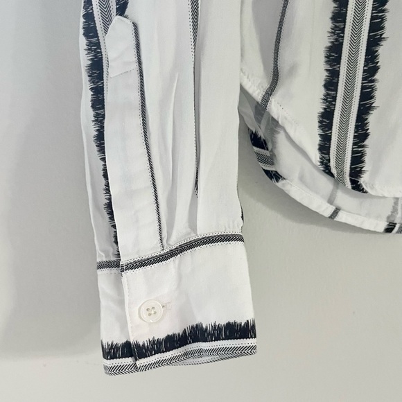 Rails Women’s Dana‎ Feather Stripe Button Front Top Black White Size XS - Picture 10 of 13